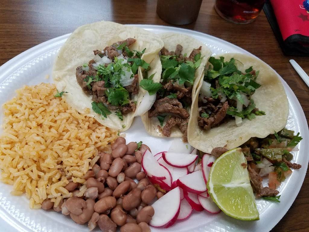 Los Primos | restaurant | 316 Lillington Hwy, Spring Lake, NC 28390, USA | 9104360306 OR +1 910-436-0306