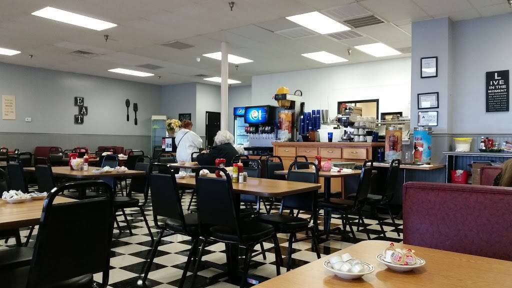 HomeTown Cafe | cafe | 3370 US-1, Franklinton, NC 27525, USA | 9194941500 OR +1 919-494-1500