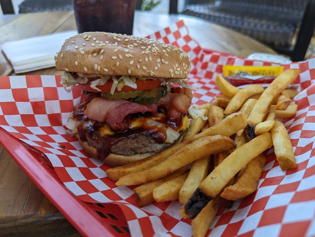 Woody's - Restaurant | 10 B State St, Fallon, NV 89406, USA