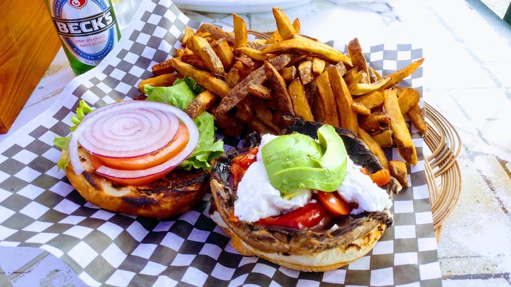 Annies sur le lac | restaurant | 76 Rue Sainte-Anne, Sainte-Anne-de-Bellevue, QC H9X 1L8, Canada | 5144570599 OR +1 514-457-0599