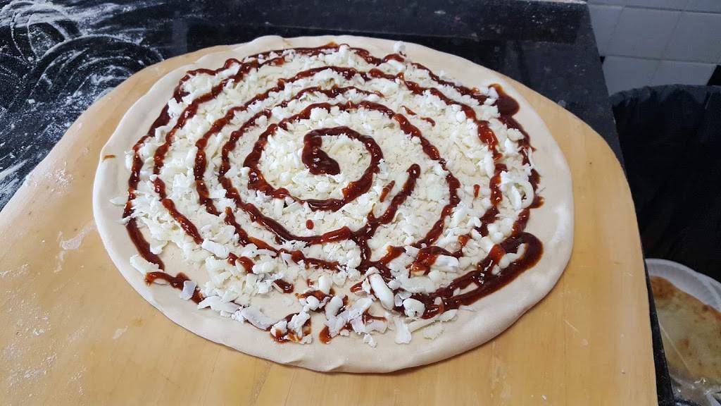 Pizza Plaza of Souderton | meal delivery | 735 PA-113, Souderton, PA 18964, USA | 2157238227 OR +1 215-723-8227