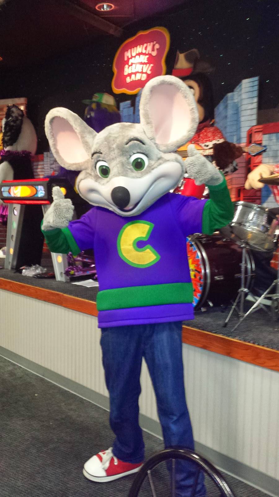 Chuck E. Cheese's - Restaurant | 82 Buckland St, Manchester, CT 06040, USA