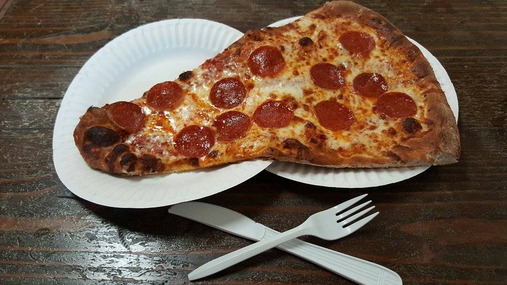 Daves New York Style Pizza | meal takeaway | 1490 University Ave # 102, Riverside, CA 92507, USA | 9517879900 OR +1 951-787-9900