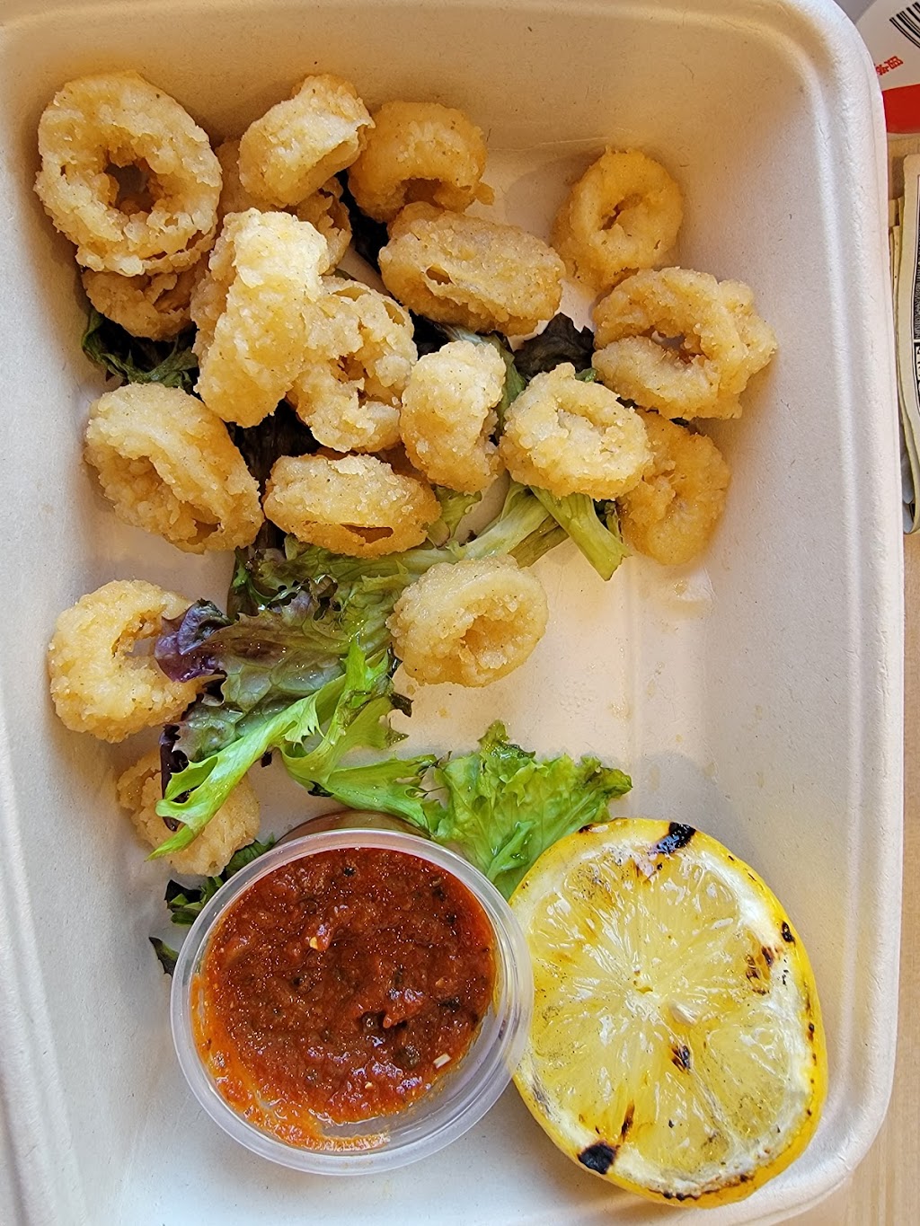 Daphnes | restaurant | 6733 N Riverside Dr Suite#109, Fresno, CA 93722, USA | 5595156702 OR +1 559-515-6702