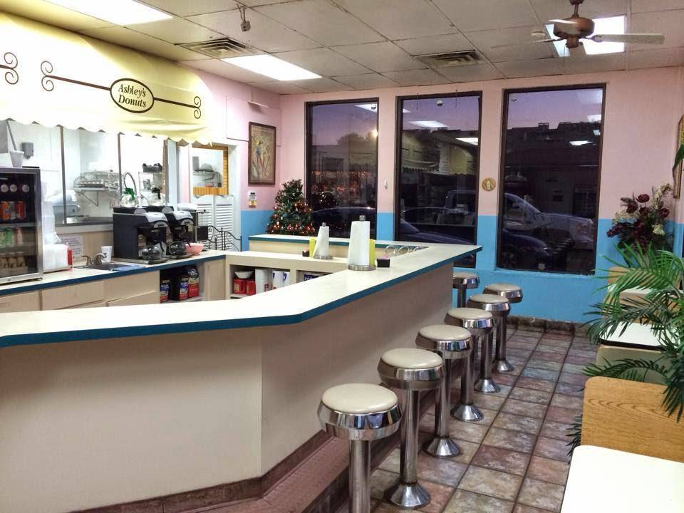 Ashleys Donuts Houston | cafe | 2160 Bay Area Blvd, Houston, TX 77058, USA | 2814865644 OR +1 281-486-5644