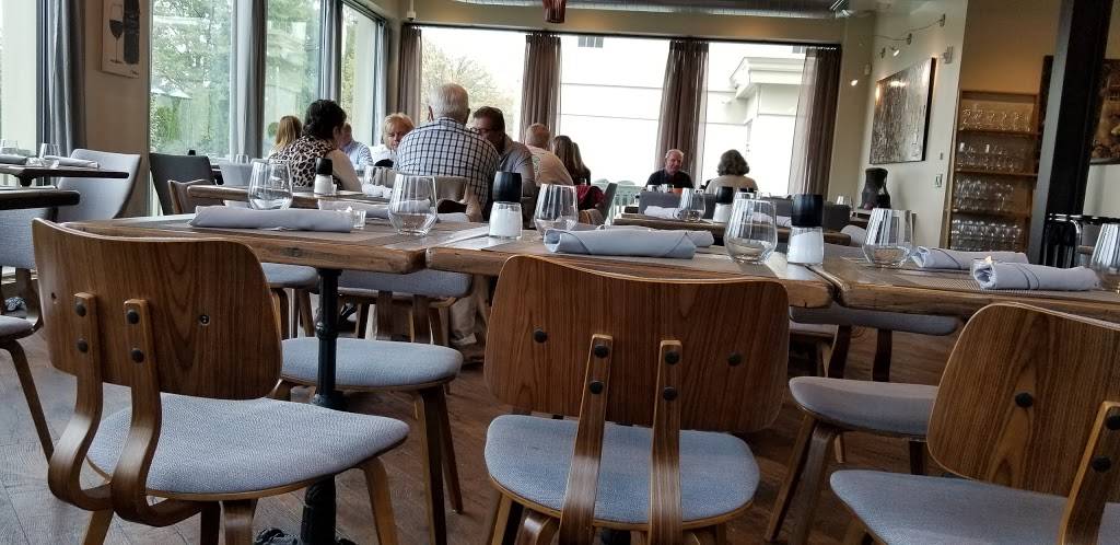 Riverview Restaurant | restaurant | 219 High St, Burlington, NJ 08016, USA | 6096146624 OR +1 609-614-6624