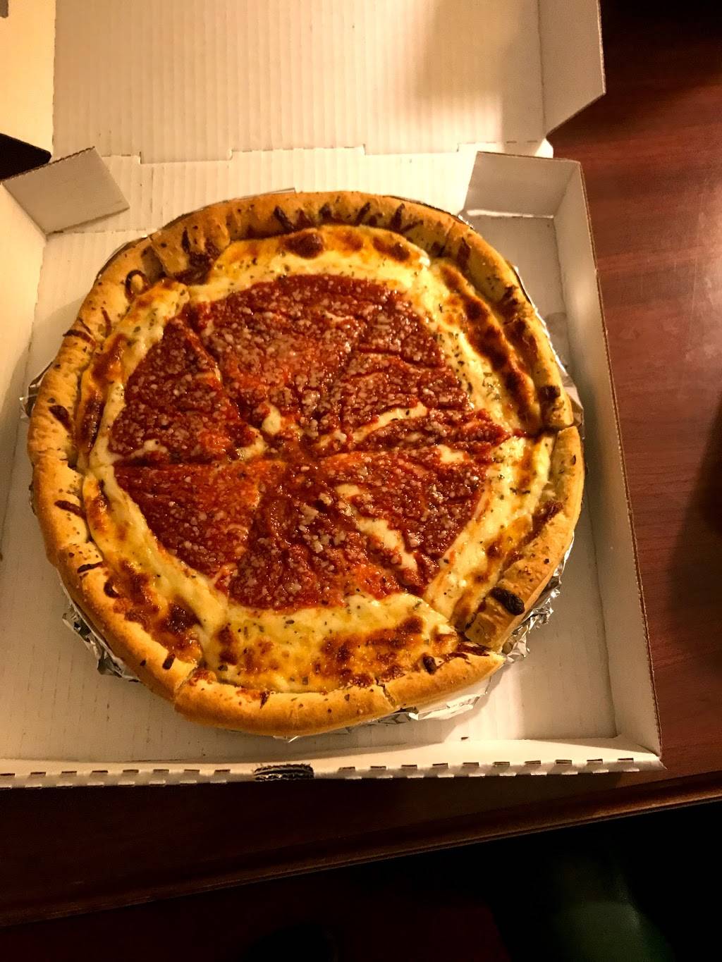 Dwight Pizza | meal delivery | 20 Burbeck Drive, Dwight, IL 60420, USA | 8155849100 OR +1 815-584-9100