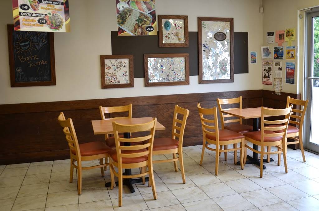 Monsieur Shish-Taouk | restaurant | 1440 Rue Edmond Guillet, Marieville, QC J3M 1G5, Canada | 4504602223 OR +1 450-460-2223