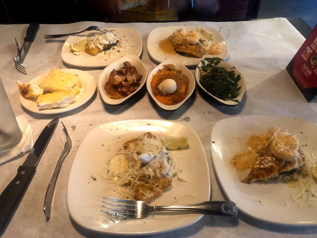 Half Shell Oyster House | restaurant | 109 Old Camp Rd #114, Lafayette, LA 70508, USA | 3374841120 OR +1 337-484-1120