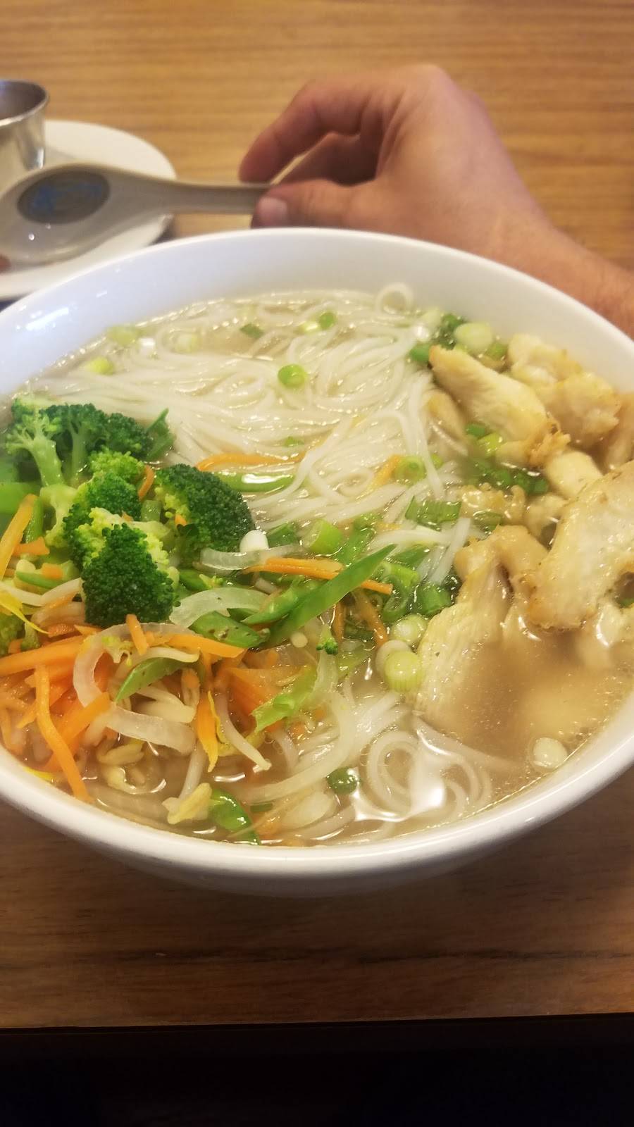 Hop Sheing Noodle House | restaurant | 4232 Fort St, Lincoln Park, MI 48146, USA | 3133821688 OR +1 313-382-1688