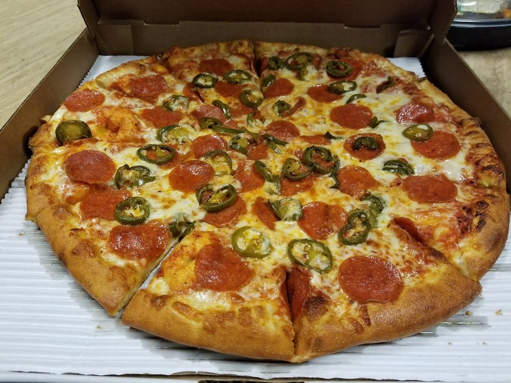 Marcos Pizza | meal delivery | 300 Main St, Trussville, AL 35173, USA | 2056615555 OR +1 205-661-5555