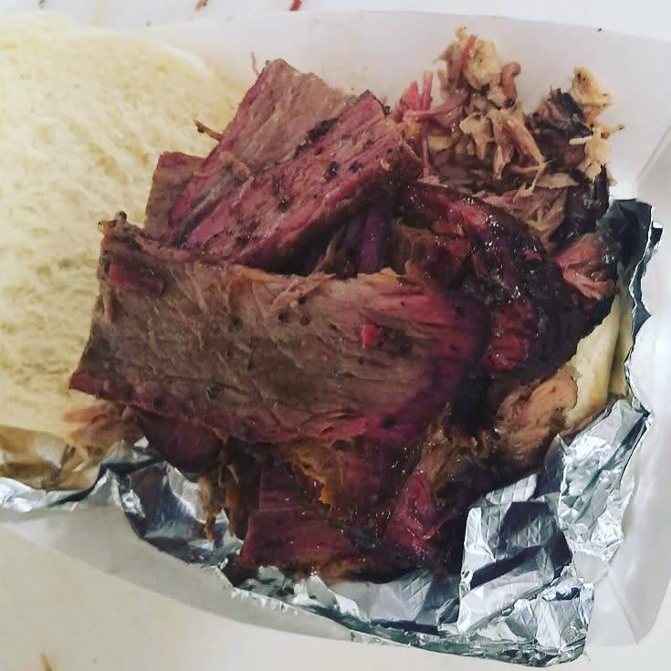 Smoking Paw’s BBQ and Catering LLC | meal takeaway | 100 Lantana Rd, Crossville, TN 38555, USA | 9314425678 OR +1 931-442-5678