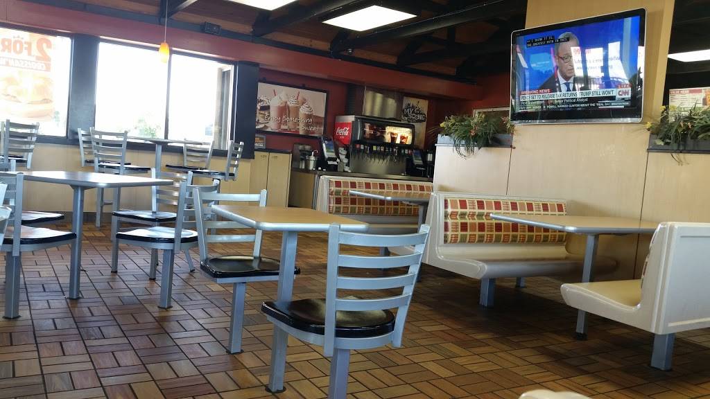 Burger King - Restaurant | 2310 4th St SW, Mason City, IA 50401, USA