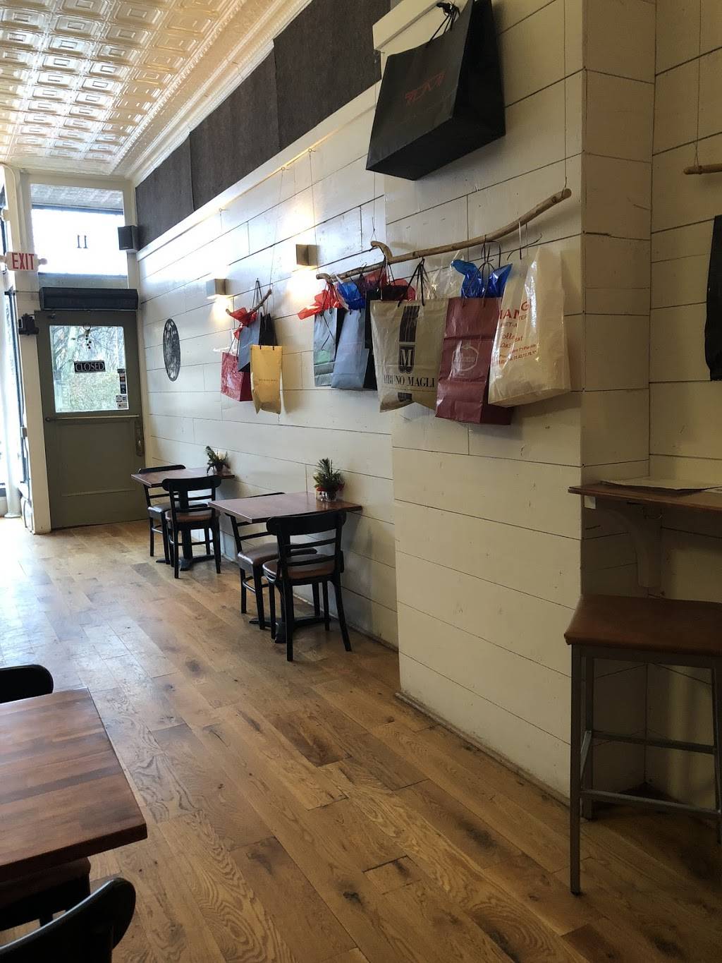 The Rosebush | restaurant | 11 N Main St, Alfred, NY 14802, USA | 6075879997 OR +1 607-587-9997