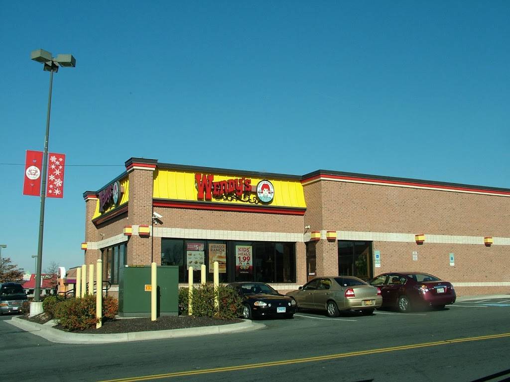Wendys | restaurant | 3440 Donnell Dr, Forestville, MD 20747, USA | 3014202714 OR +1 301-420-2714