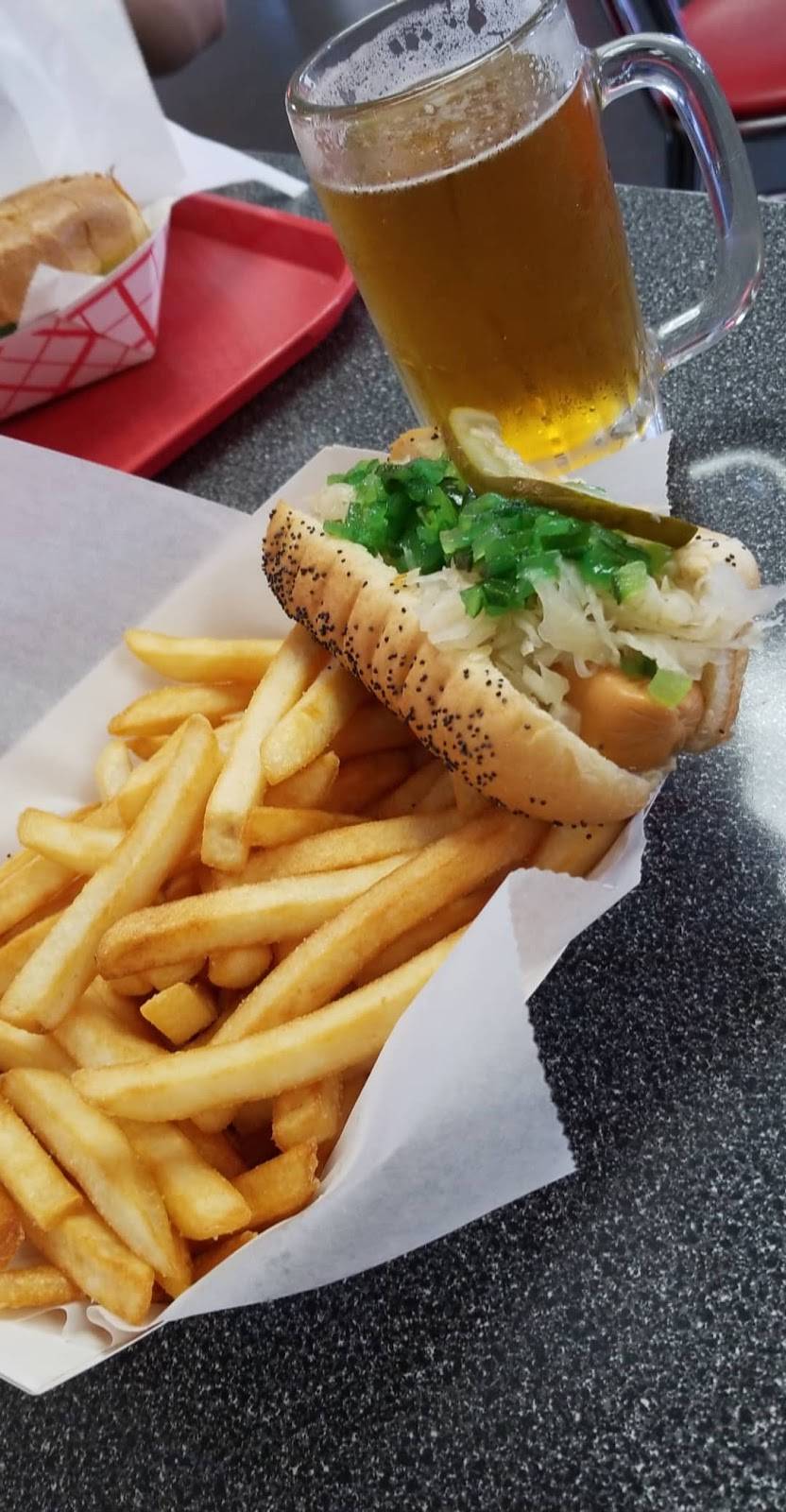 Mel's Hot Dogs - Restaurant | 4136 E Busch Blvd, Tampa, FL 33617, USA