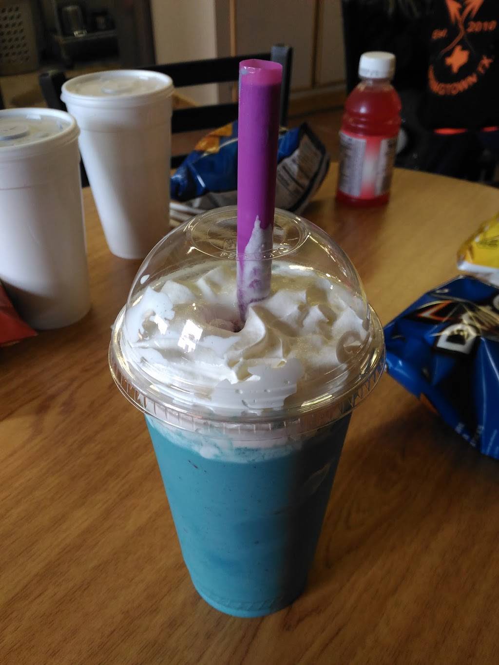 Cedar Village Ice Cream & Sandwich Shop | cafe | 116 Optimist, Springtown, TX 76082, USA | 8176687239 OR +1 817-668-7239