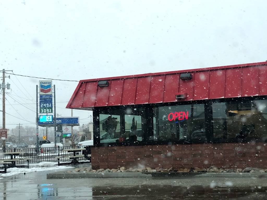 Js Drive In | restaurant | 50 N State St, Morgan, UT 84050, USA | 8018293665 OR +1 801-829-3665