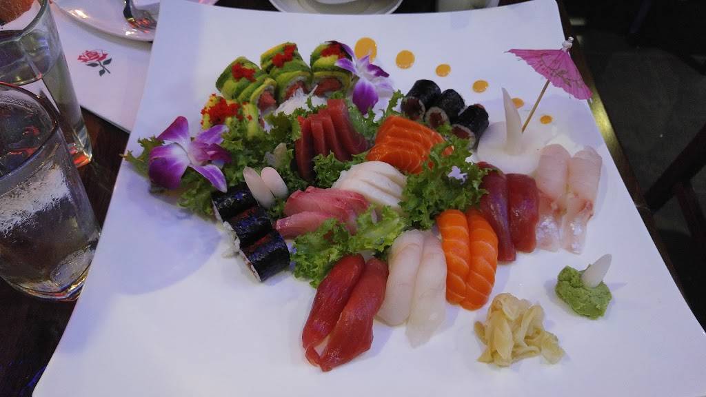 Fuji East Japanese Bistro | restaurant | 455 Main St, New York, NY 10044, USA | 2125831688 OR +1 212-583-1688