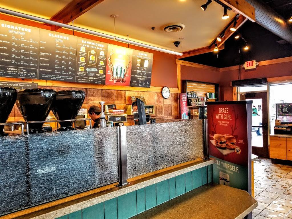 Caribou Coffee | cafe | 3673 Lexington Ave N, Arden Hills, MN 55126, USA | 6514900227 OR +1 651-490-0227