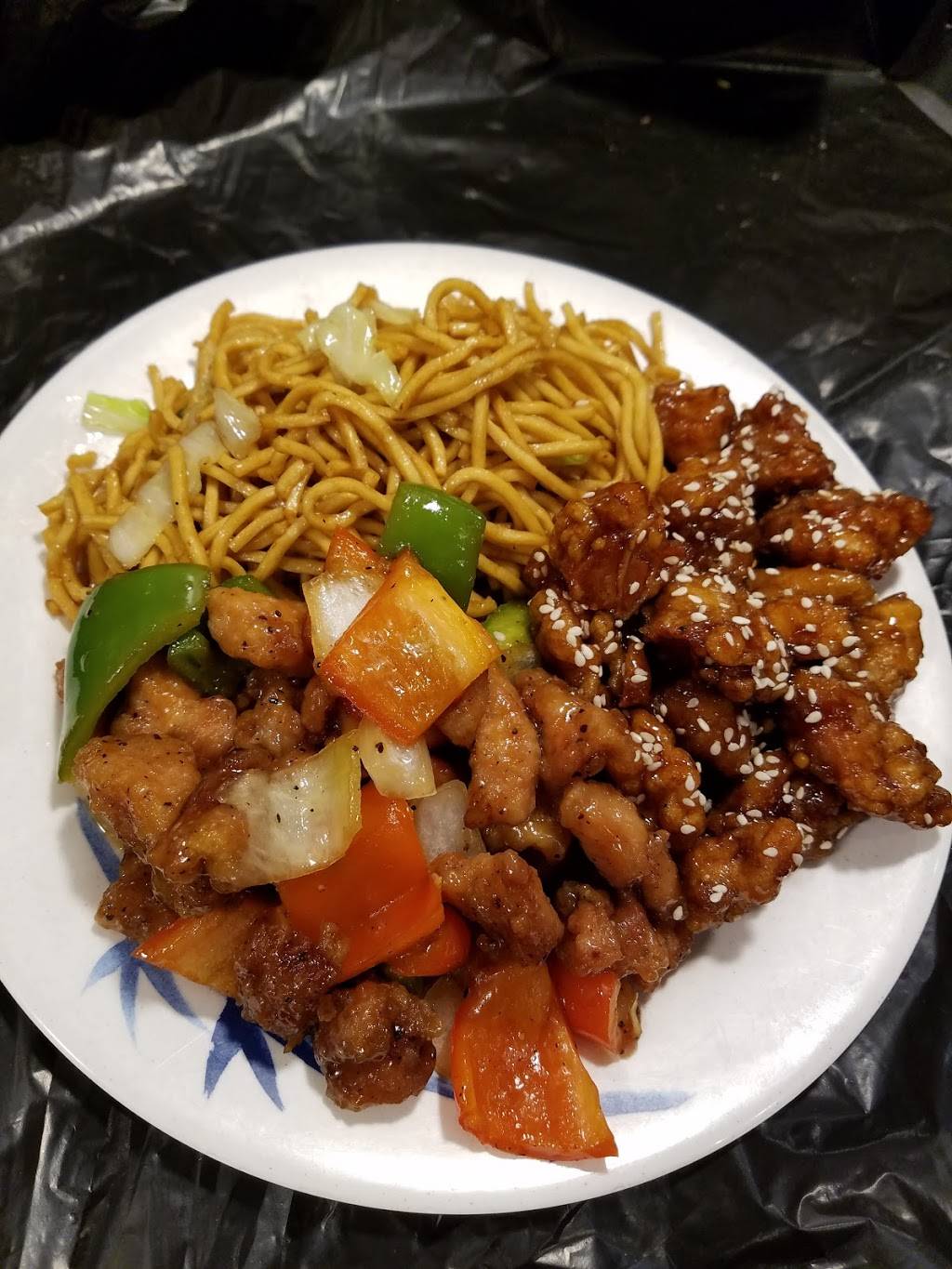 Ruby Thai Vancouver Inc | restaurant | 8700 NE Vancouver Mall Dr, Vancouver, WA 98662, USA | 3609903986 OR +1 360-990-3986