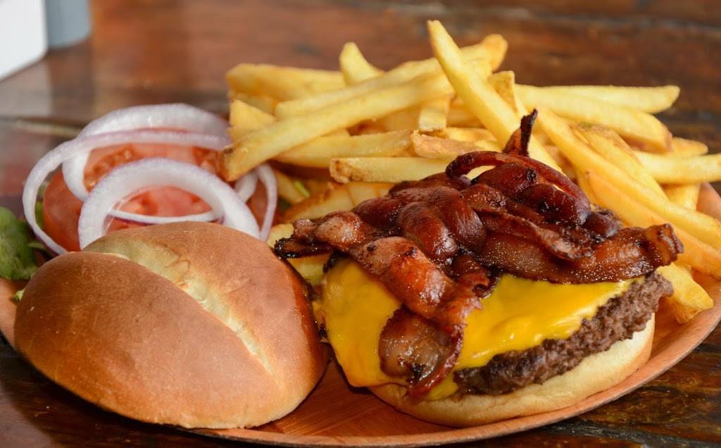 Show-Mes Sports Bar & Grill | restaurant | 1792 N New Florissant Rd, Florissant, MO 63031, USA | 3148393797 OR +1 314-839-3797