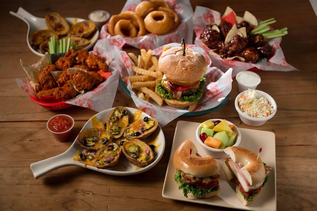Macados | restaurant | 4237 VA-419, Cave Spring, VA 24018, USA | 5407769884 OR +1 540-776-9884