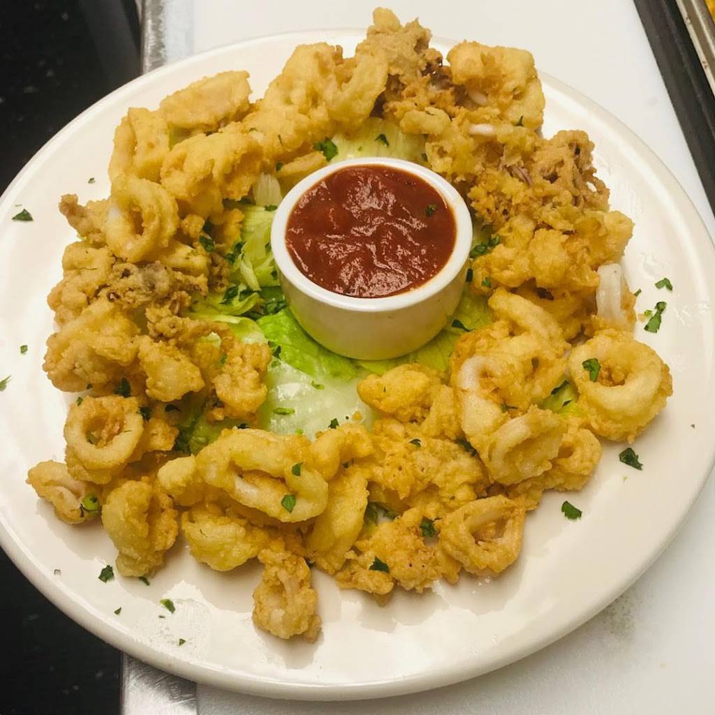 The Reel Grill of Milledgeville | restaurant | 114 S Wayne St, Milledgeville, GA 31061, USA | 4782885306 OR +1 478-288-5306