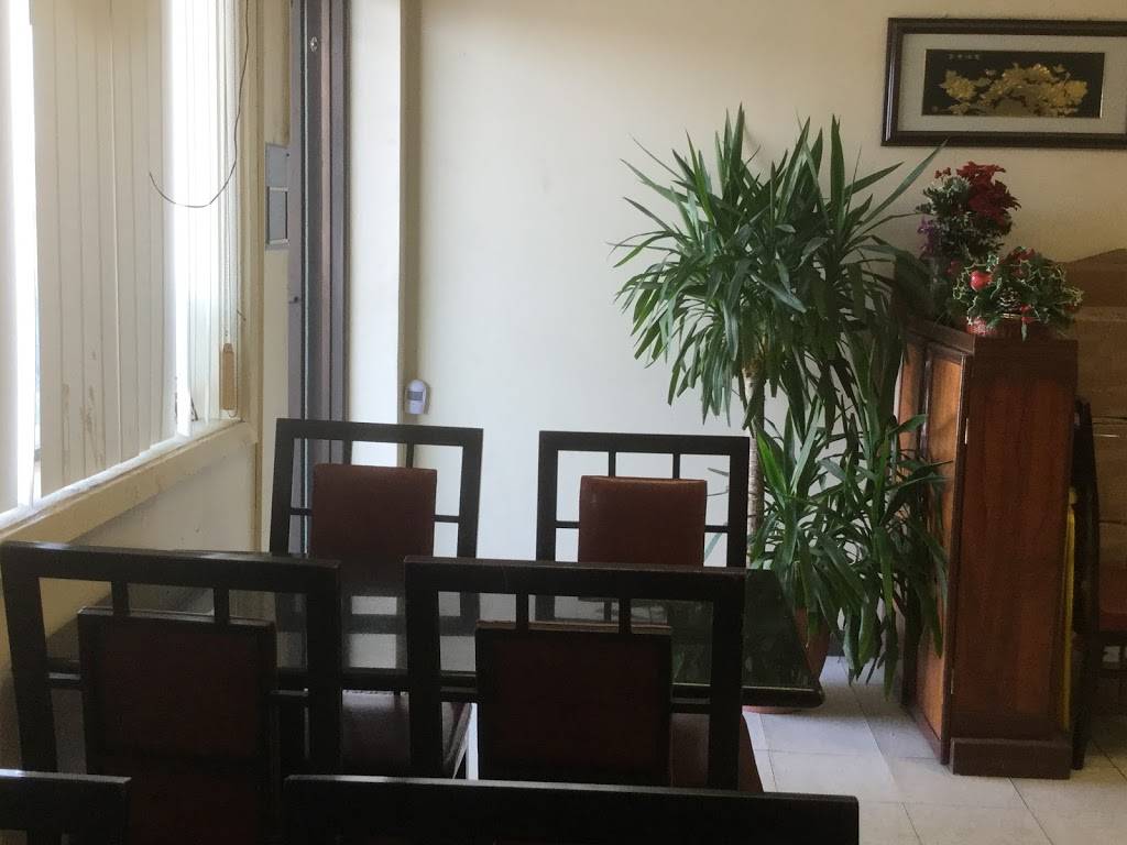 Bridgeton China Express | restaurant | 12308 Natural Bridge Rd, Bridgeton, MO 63044, USA | 3142914222 OR +1 314-291-4222