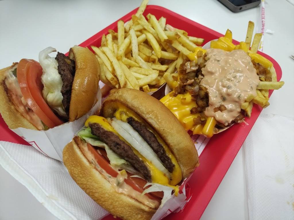 In-N-Out Burger | restaurant | 1761 W Whittier Blvd, La Habra, CA 90631, USA | 8007861000 OR +1 800-786-1000