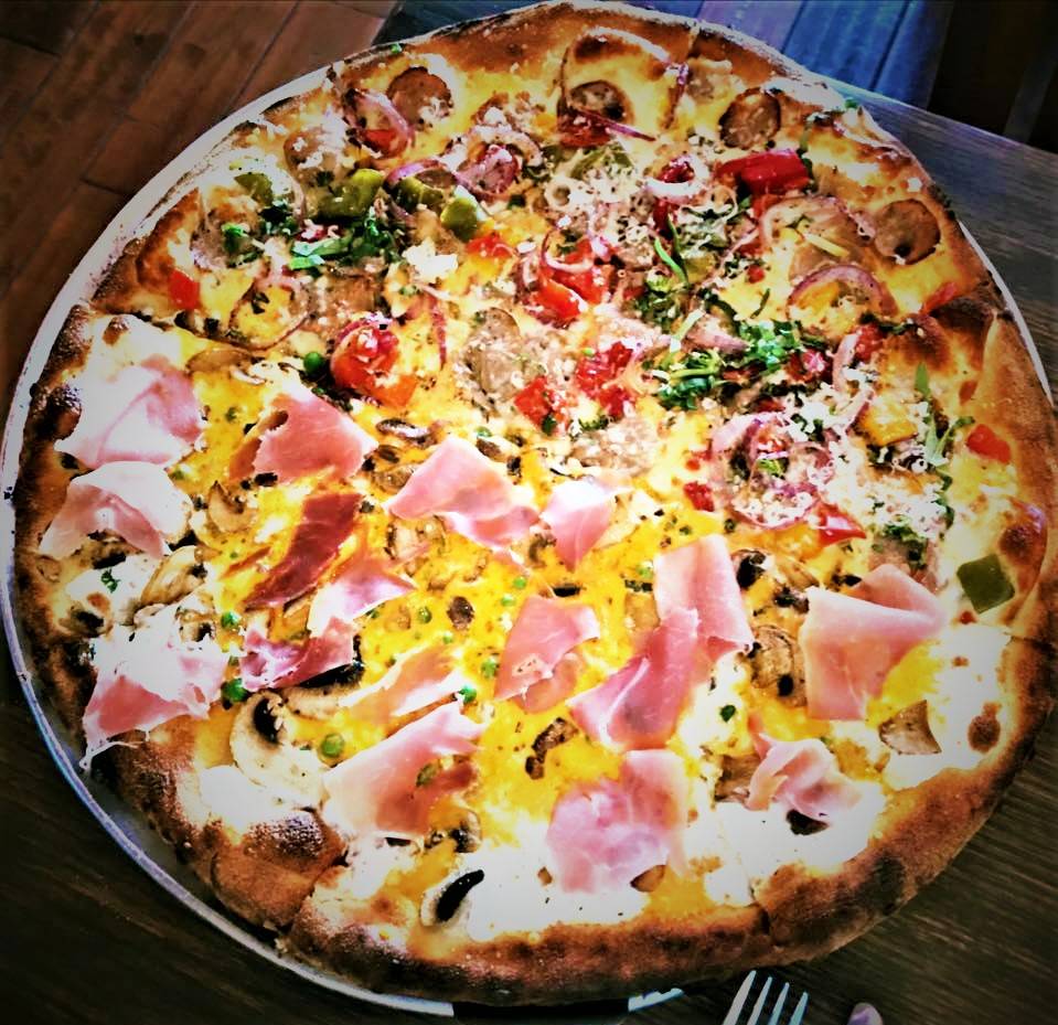 James Street Pizza Co. | meal delivery | 112 E James St, Columbus, WI 53925, USA | 9203500777 OR +1 920-350-0777