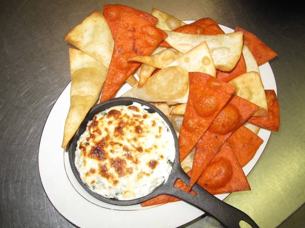 DiMaios Ristorante | restaurant | 106 Main St, Rural Valley, PA 16249, USA | 7247832299 OR +1 724-783-2299