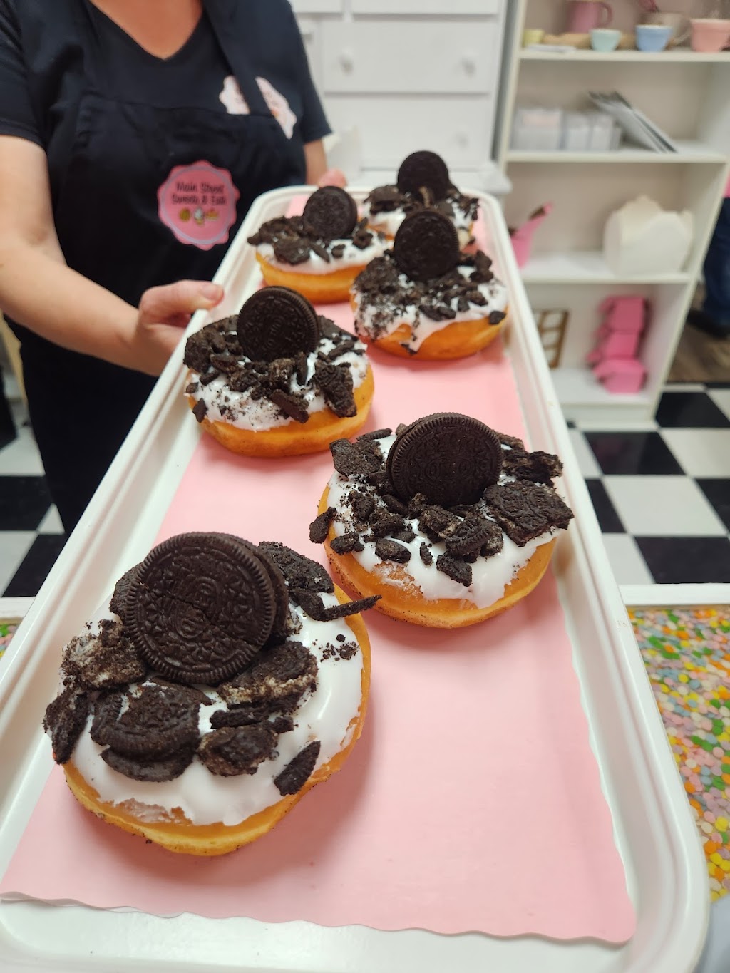 Main Street Sweets and Eats | restaurant | 25345 W Newberry Rd, Newberry, FL 32669, USA | 3524746006 OR +1 352-474-6006