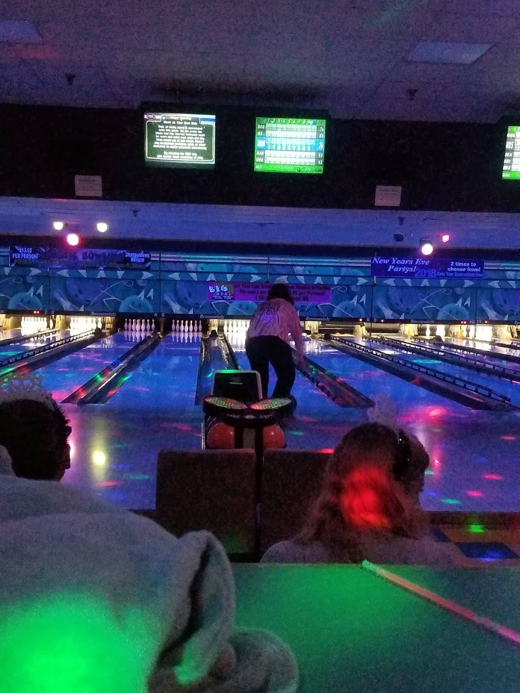 Woodleaf Lanes | meal takeaway | 1811 Jake Alexander Blvd W, Salisbury, NC 28147, USA | 7046335342 OR +1 704-633-5342