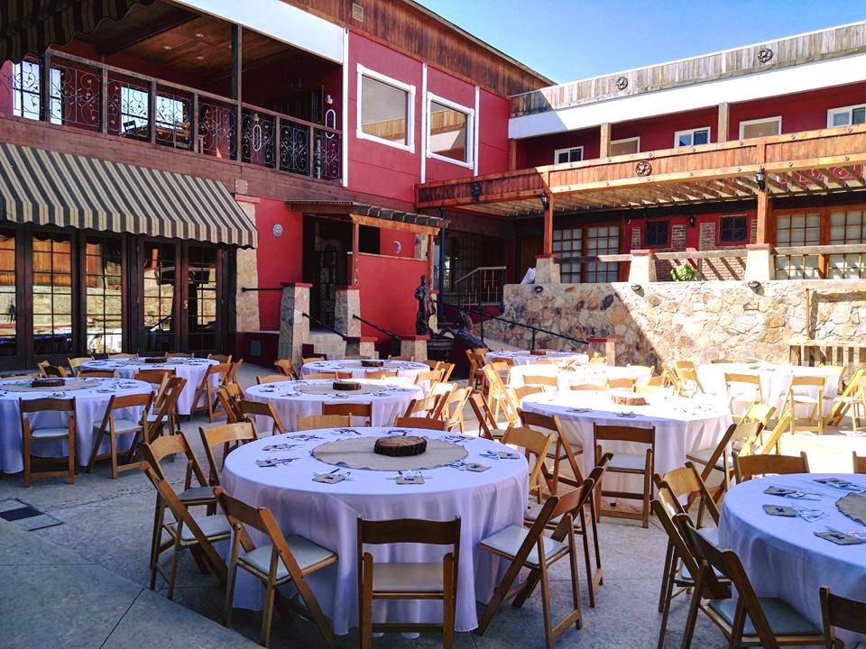 Villa Azura | cafe | Lomitas del Cuchumá #1562, Lomitas del Cuchuma, 21447 Tecate, B.C., Mexico | 016655213015 OR +52 665 521 3015