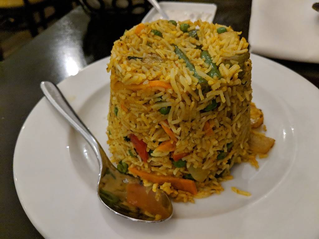 Tulsi Indian Cuisine | restaurant | 3131 W Cary St, Richmond, VA 23221, USA | 8043533300 OR +1 804-353-3300