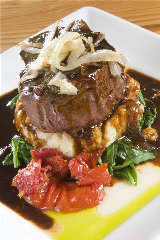 Red Fish Restaurant | restaurant | 8 Archer Rd, Hilton Head Island, SC 29928, USA | 8436863388 OR +1 843-686-3388