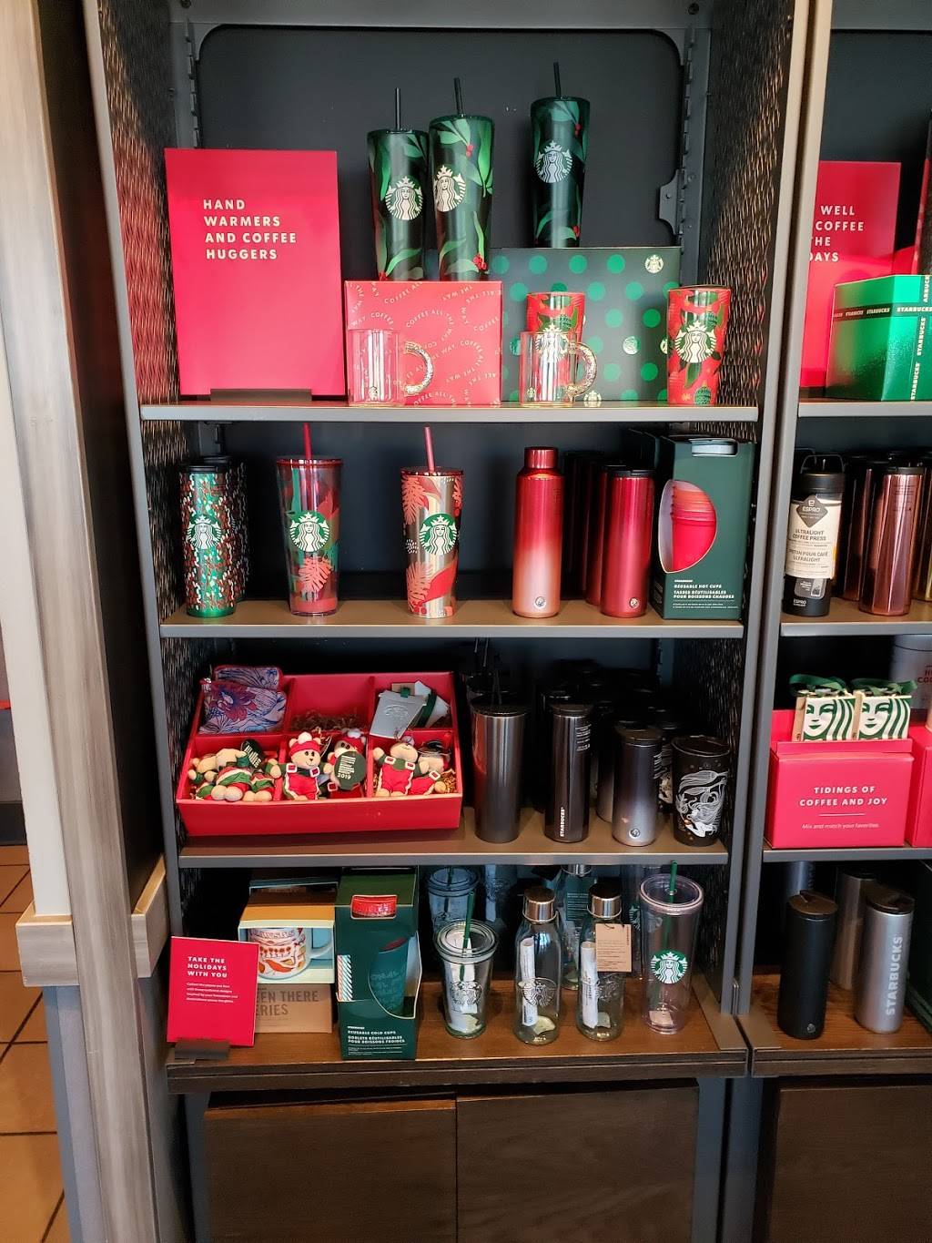 Starbucks | cafe | 2828 N. Broadway Street, Pittsburg, KS 66762, USA | 6202300419 OR +1 620-230-0419