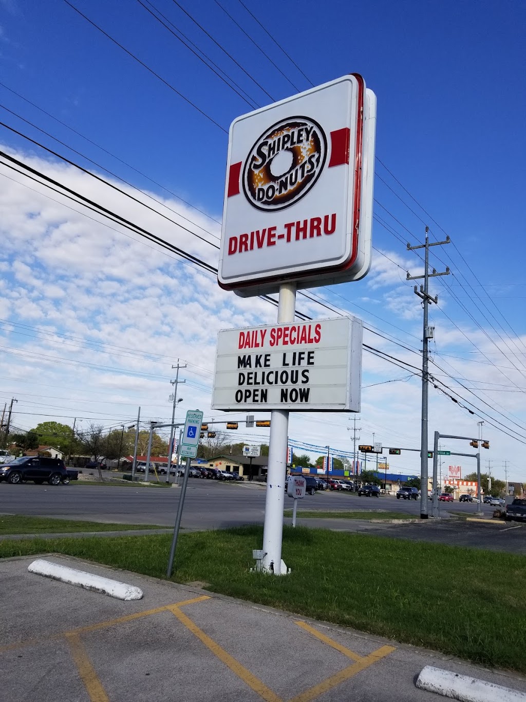 Shipley Do-Nuts | cafe | 1303 Pat Booker Rd, Universal City, TX 78148, USA | 2105602234 OR +1 210-560-2234
