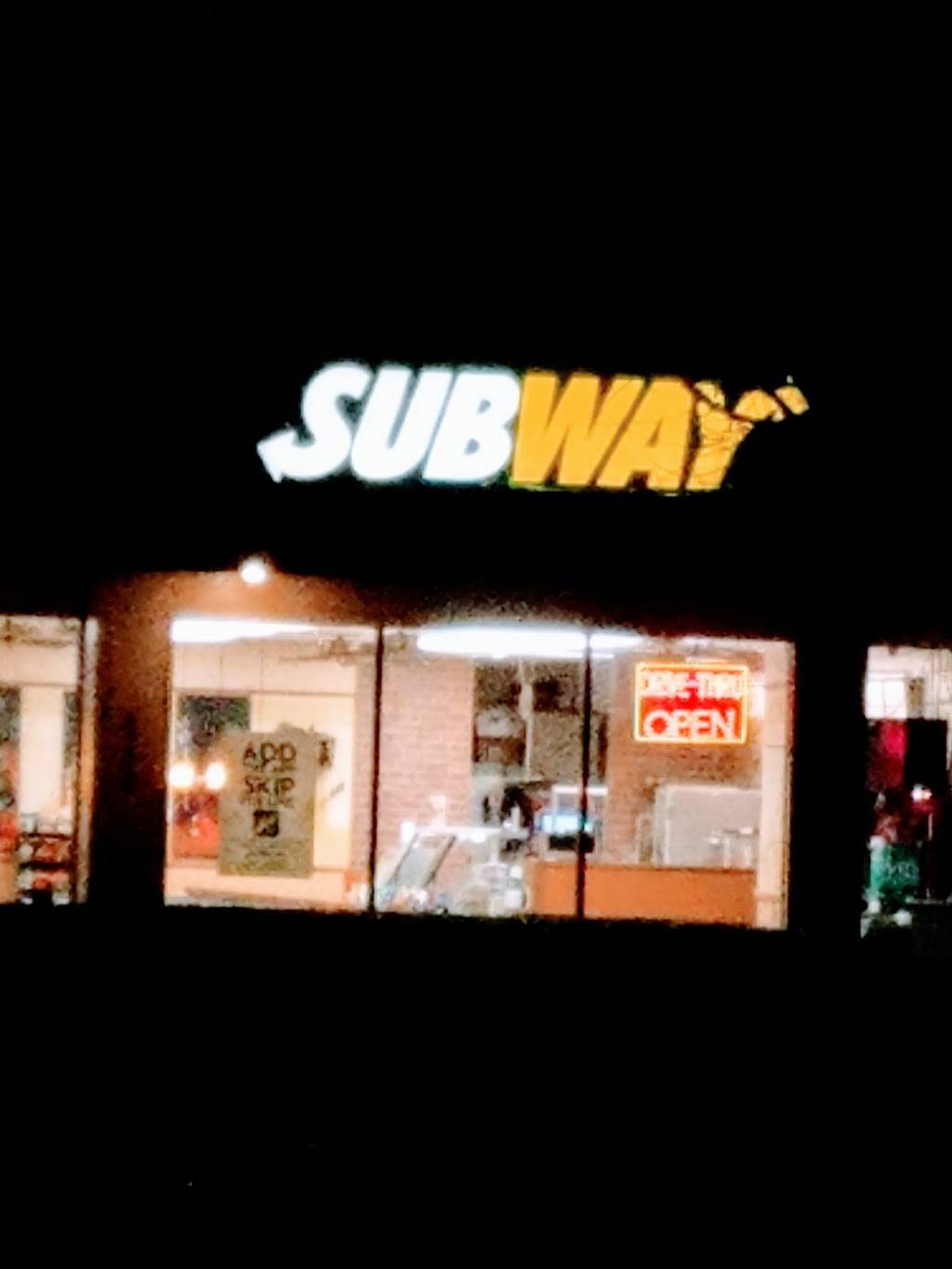 Subway | meal takeaway | 4270 Main St, Springfield, OR 97478, USA | 5417363941 OR +1 541-736-3941