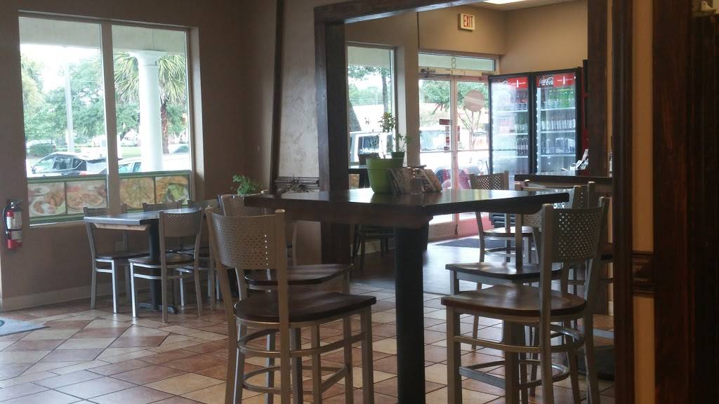 Green Line Pizza & Steak | restaurant | 7134 Market St, Wilmington, NC 28411, USA | 9108218191 OR +1 910-821-8191