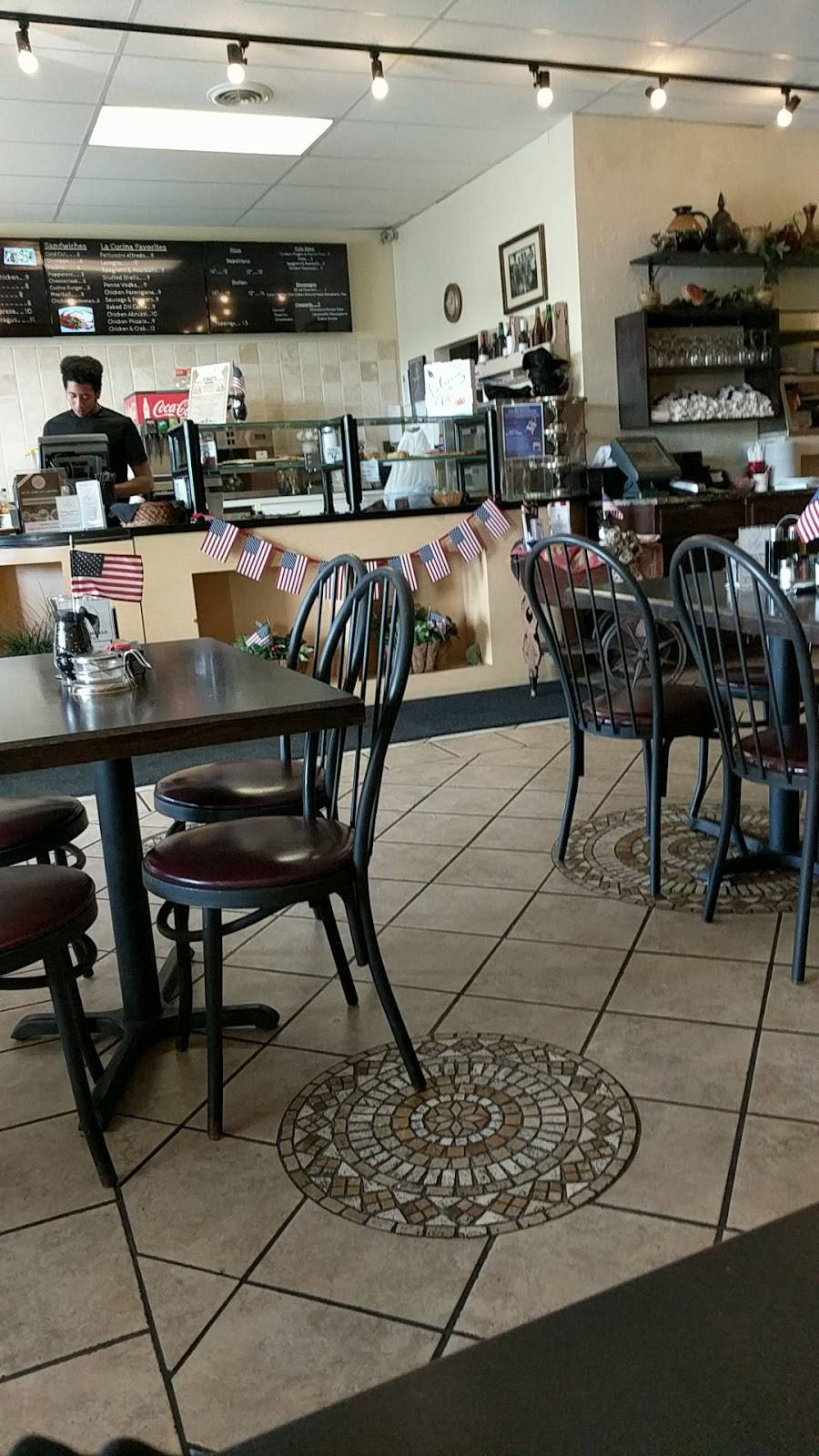 Cafe La Cucina | restaurant | 490 Eisenhower Dr Suite 4, Hanover, PA 17331, USA | 7176335700 OR +1 717-633-5700