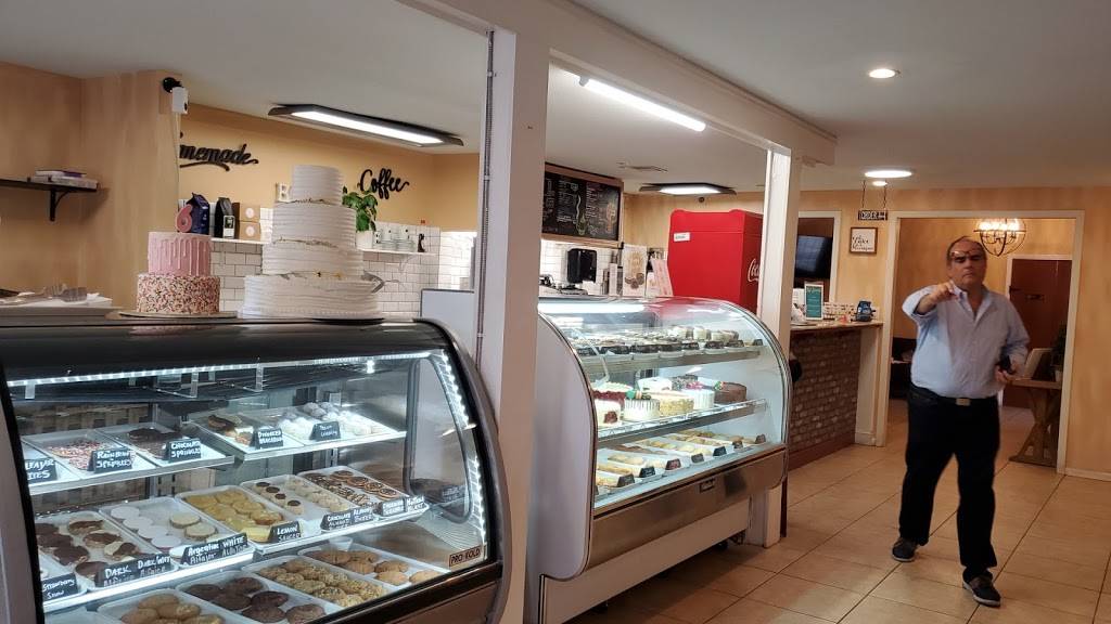 Rustika Cafe Bakery League City | restaurant | 610 E Main St, League City, TX 77573, USA | 2815540044 OR +1 281-554-0044