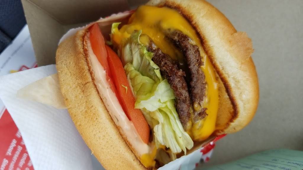 In-N-Out Burger | restaurant | 7467 Indiana Ave, Riverside, CA 92504, USA | 8007861000 OR +1 800-786-1000