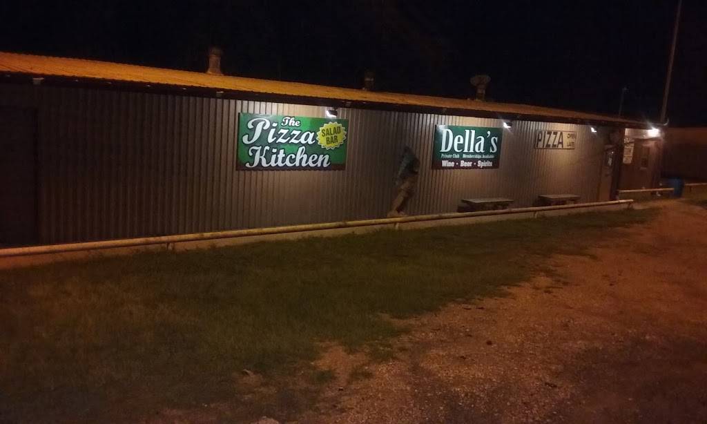 The Pizza Kitchen at Dellas | restaurant | 3510 Hwy 59 N, Shepherd, TX 77371, USA | 9366283387 OR +1 936-628-3387