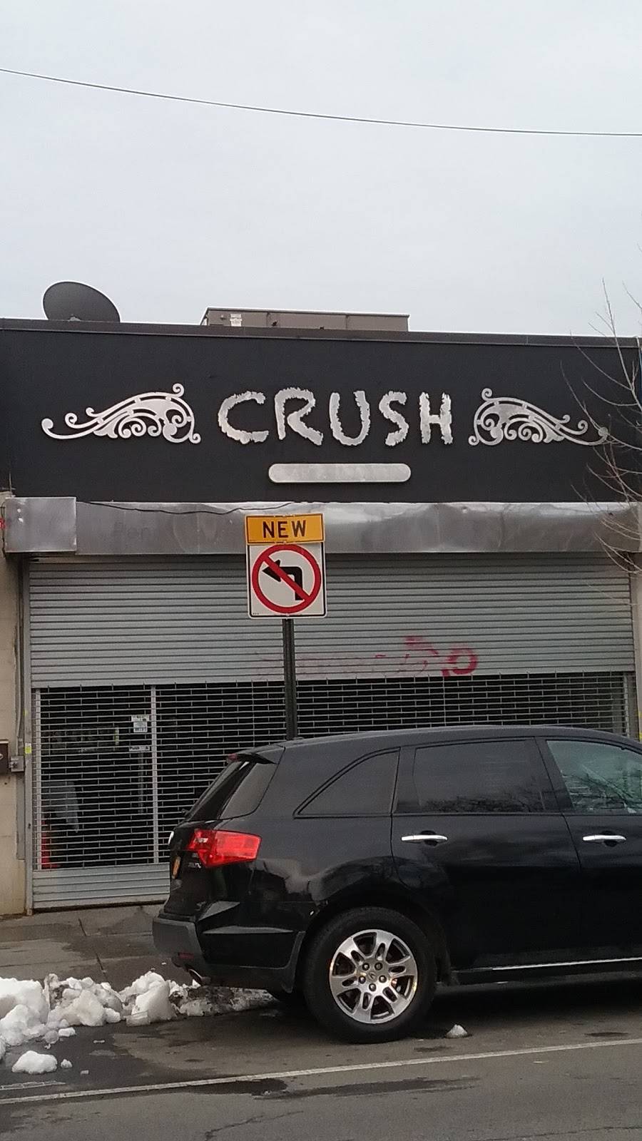 Crush Bar and Lounge | restaurant | 10 W Mount Eden Ave, Bronx, NY 10452, USA | 7184848845 OR +1 718-484-8845