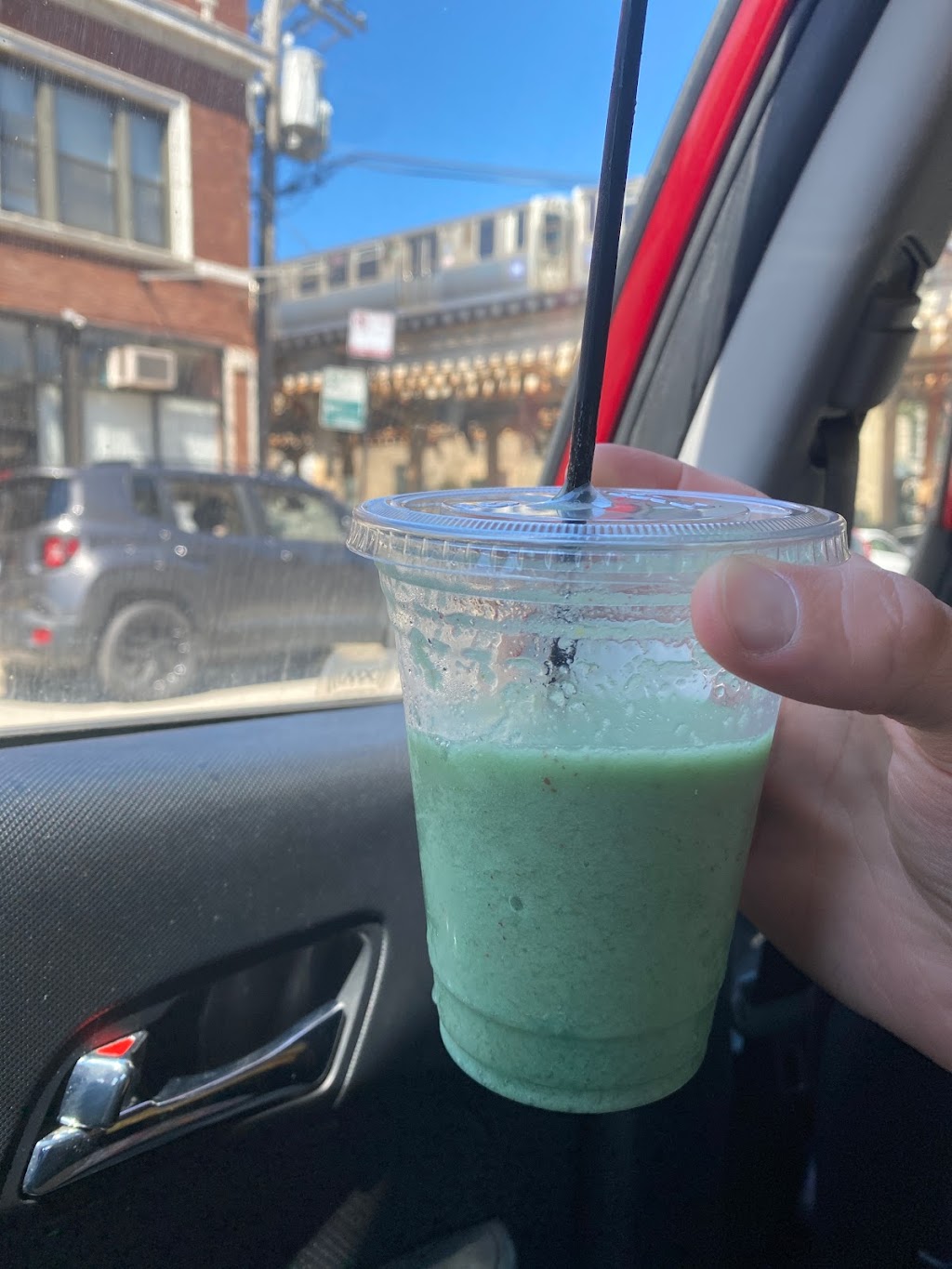 Smoothie joint Restaurant 948 W Newport Ave, Chicago, IL 60657, USA