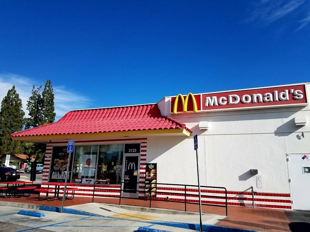 McDonalds | cafe | 3123 S Hacienda Blvd, Hacienda Height, CA 91745, USA | 6269619351 OR +1 626-961-9351
