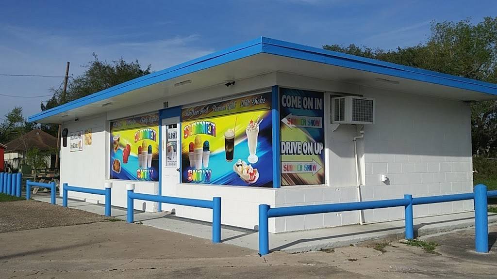 Summer Snow Sno-Kones | restaurant | 700 N 6th St, Kingsville, TX 78363, USA | 3612212661 OR +1 361-221-2661