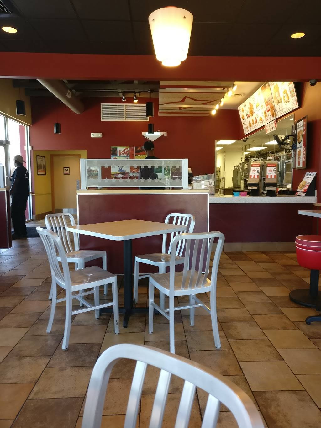 KFC | restaurant | 1691 Camp Jackson Rd, Cahokia, IL 62206, USA | 6183321905 OR +1 618-332-1905